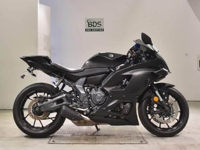 Yamaha YZF-R7-2 2022