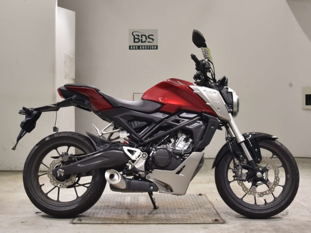 Honda CB125R 2018