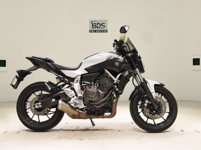 Yamaha MT-07 2015