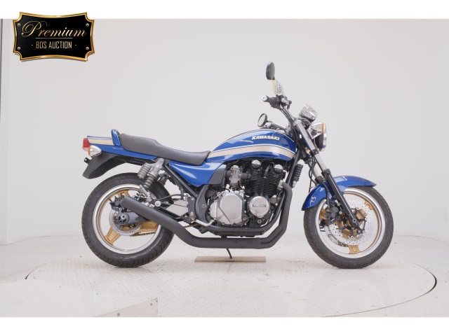 Kawasaki ZEPHYR750 2025