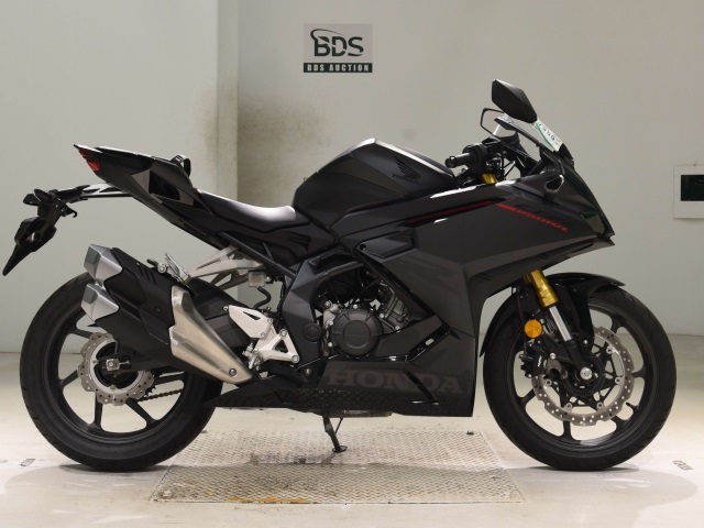 Honda CBR250RR 2023