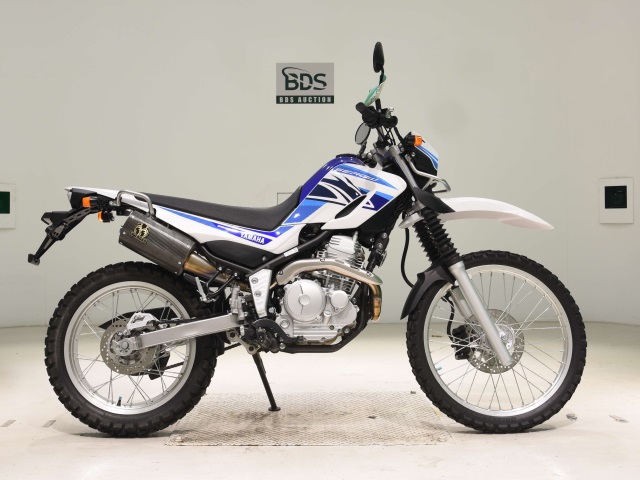 Yamaha SEROW XT250 2018