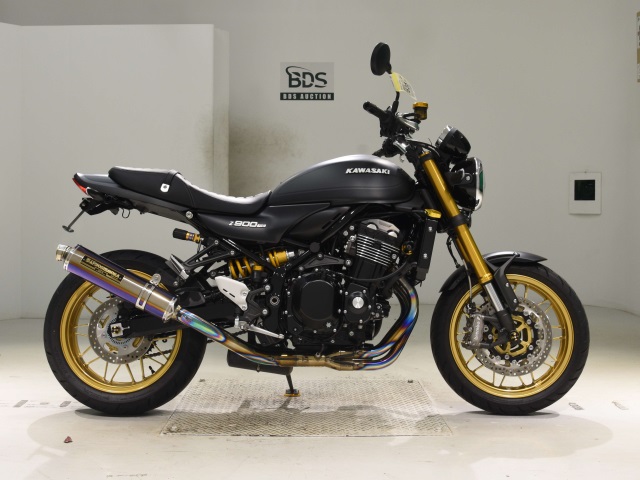 Kawasaki Z900RS SE 2025