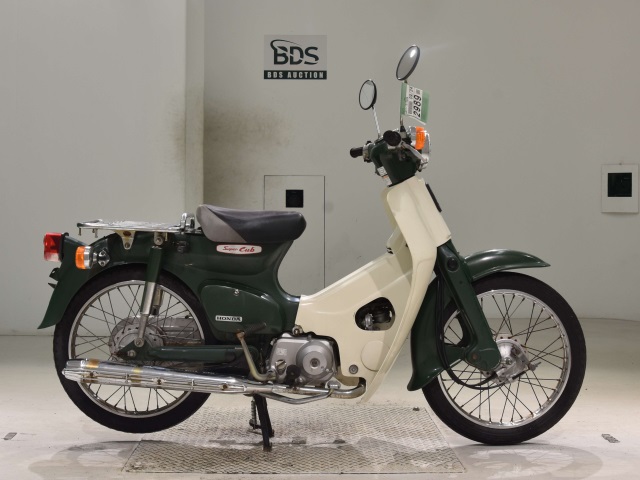 Honda C50 2002