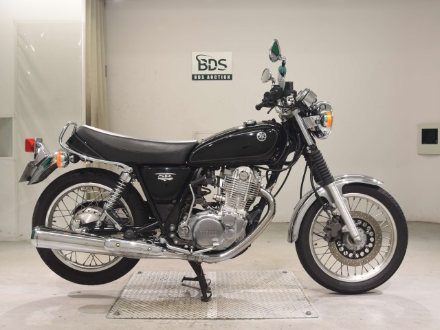 Yamaha SR400 2017