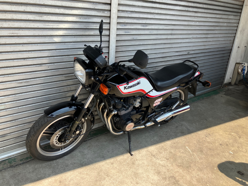 Kawasaki GPZ400F 2025