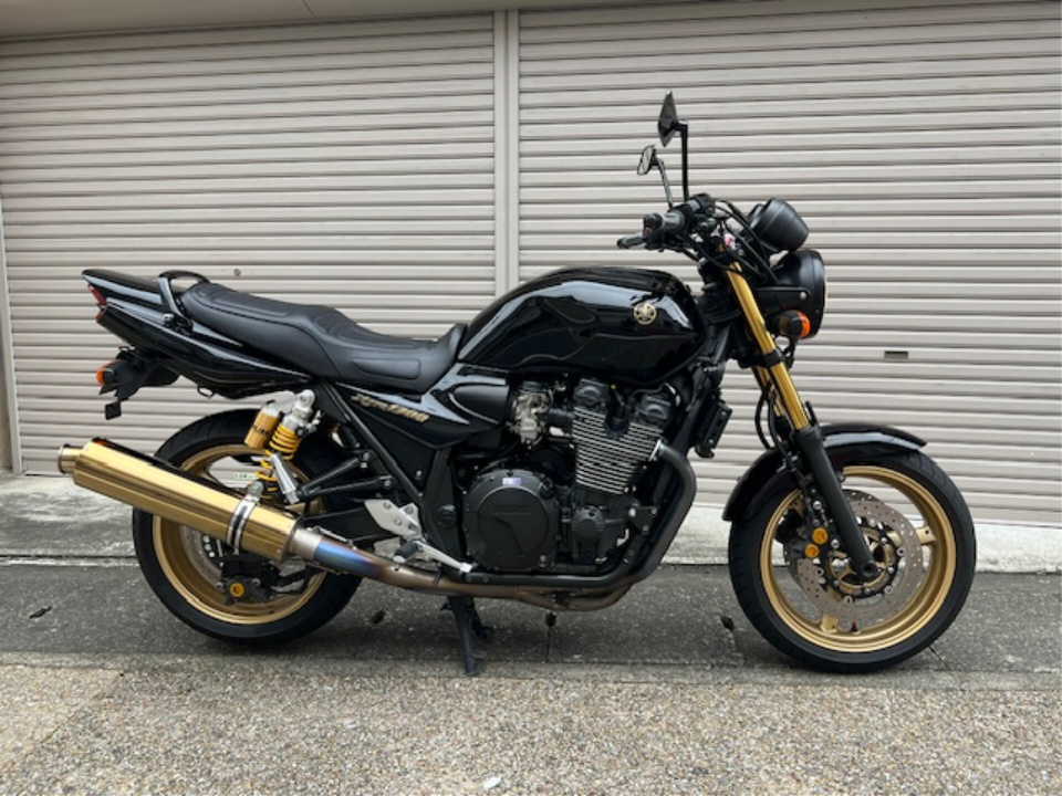 Yamaha XJR1300 2004