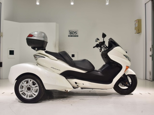Honda FORZA Z TRIKE 2006