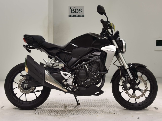 Honda CB250R 2018