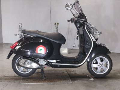 Vespa GTS250