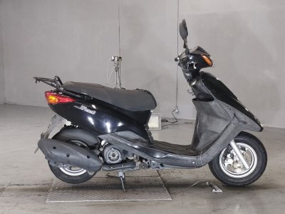 Yamaha AXIS TREAT