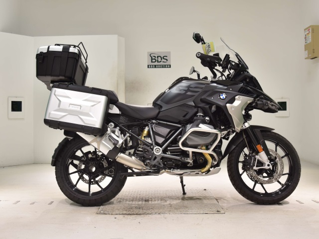 BMW r1250gs triple black 2022