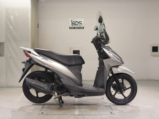 Suzuki ADDRESS V110
