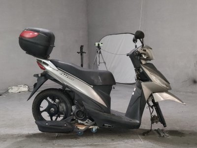 Suzuki ADDRESS V110