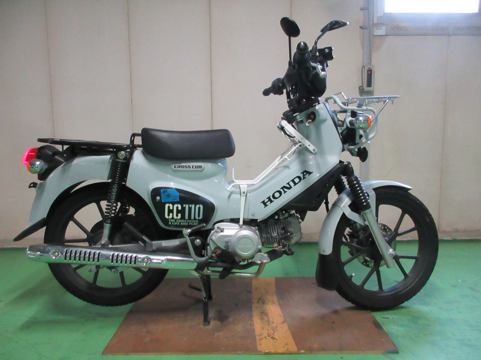 Honda CC110 CROSSCUB 2022