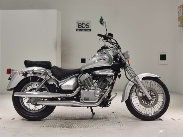 Suzuki INTRUDER 250LC 2000