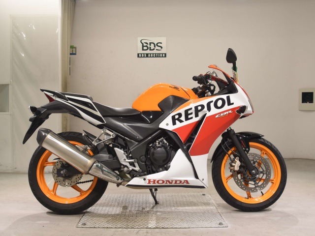 Honda CBR250RA 2015