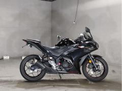 Yamaha YZF-R25 2015