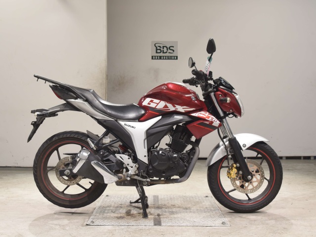 Suzuki GIXXER150