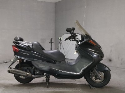 Yamaha MAJESTY 250C