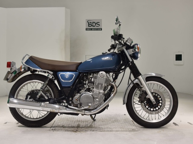 Yamaha SR400 2019