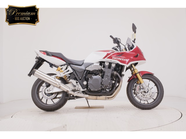 Honda CB1300SF 2025