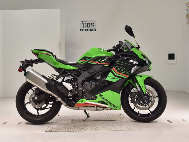 Kawasaki NINJA400 2023