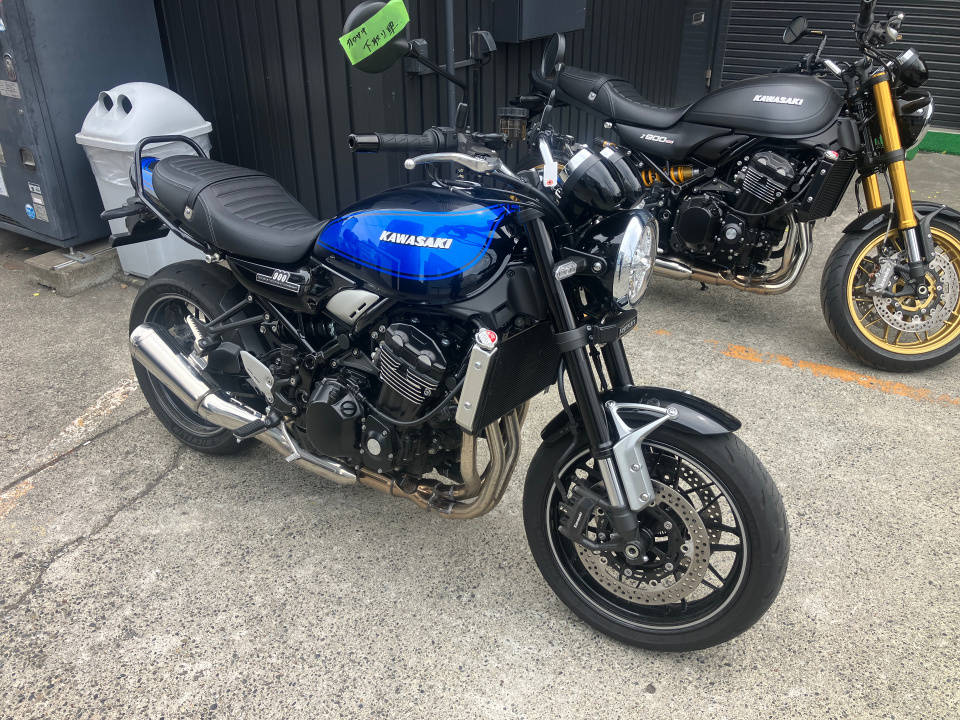 Kawasaki Z900RS 2023