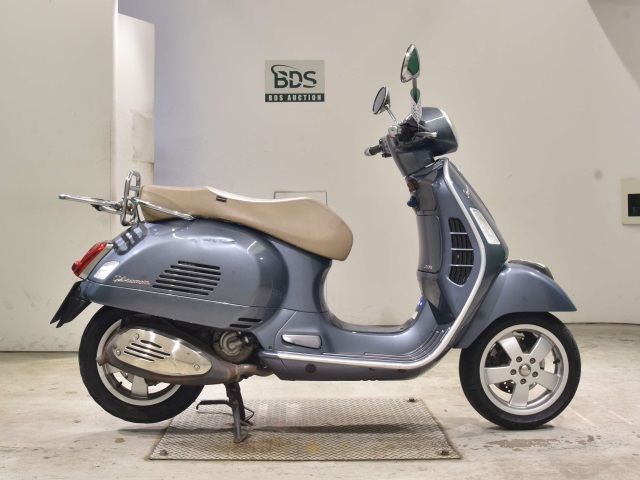 Vespa GTS250 IE 2016
