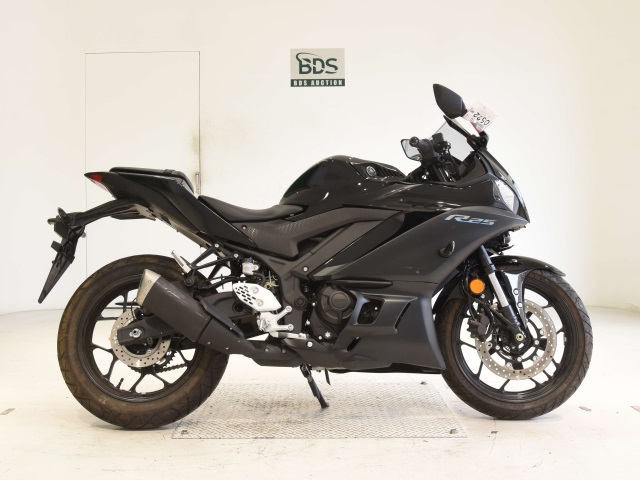 Yamaha YZF-R25A 2023