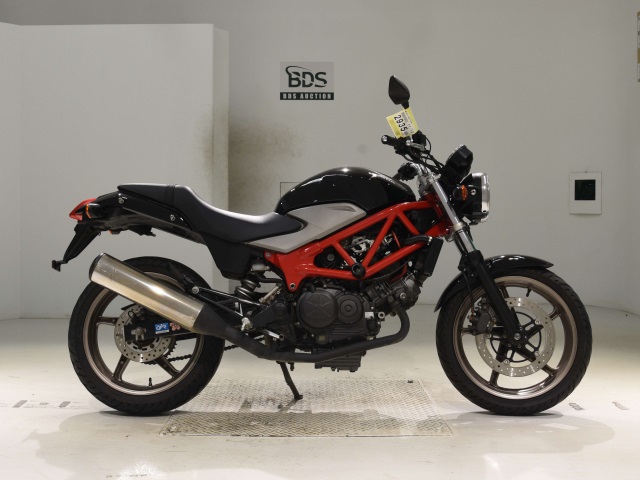 Honda VTR250 2015