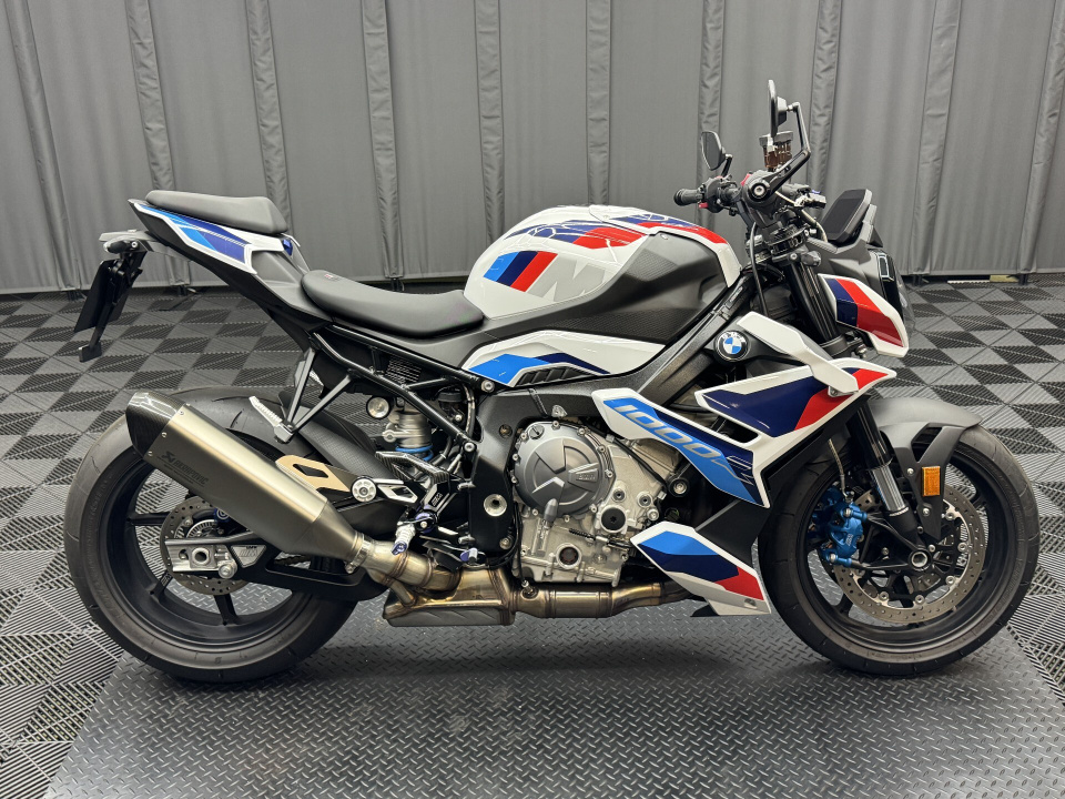 BMW M1000R 2024