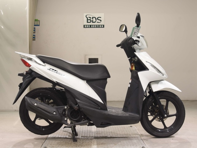 Suzuki ADDRESS V110