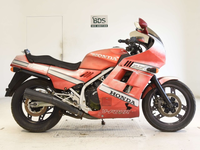 Honda VF1000F INTERCEPTOR 1985