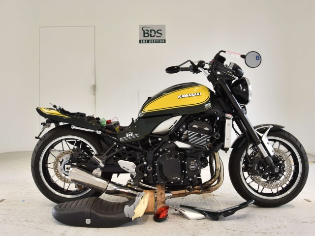 Kawasaki Z900RS 2024