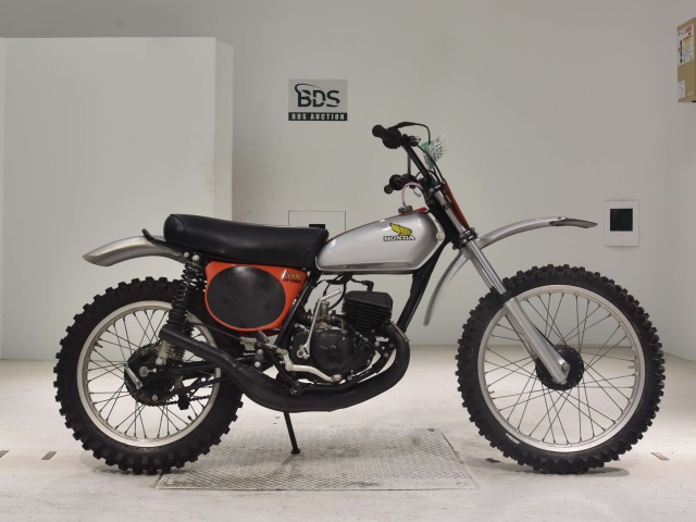 Honda CR125M 1975