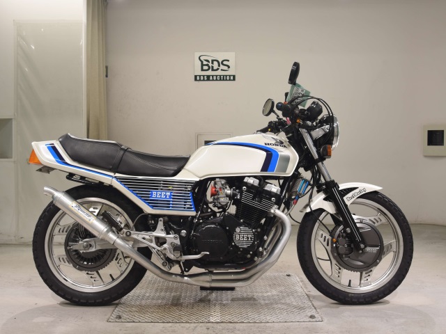 Honda CBX550F 2005