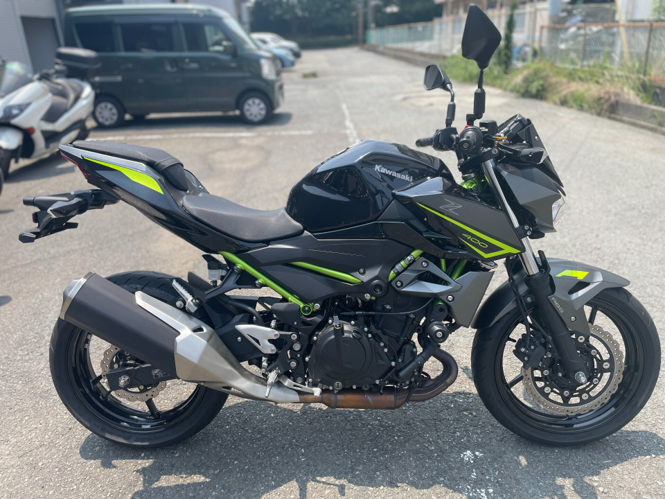 Kawasaki Z400 2022