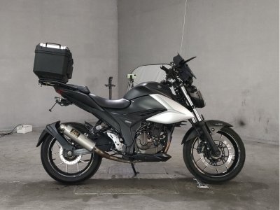Suzuki GIXXER250