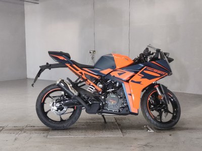 KTM RC 390 2022