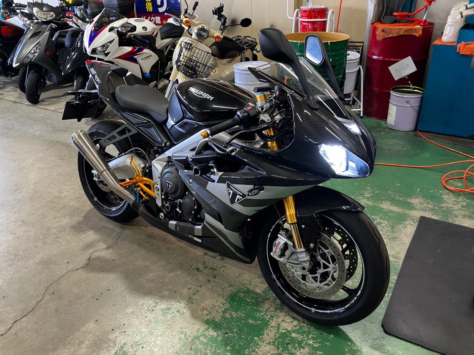 Triumph DAYTONA MOTO2 765 2020