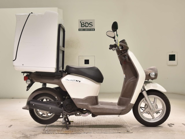 Honda BENLY50 2012