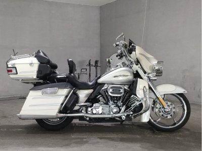 HD FLHTCU1580 CVO 2008