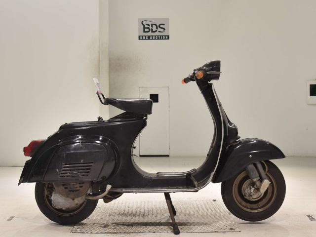 Vespa 100
