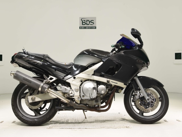 Kawasaki ZZ-R400 1999