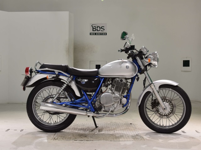 Suzuki ST250E
