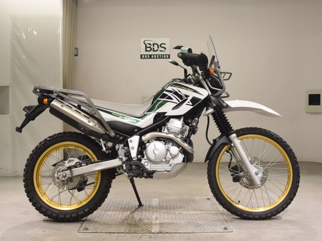 Yamaha SEROW XT250 2018