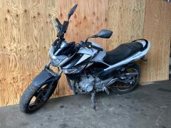 Suzuki GSR250