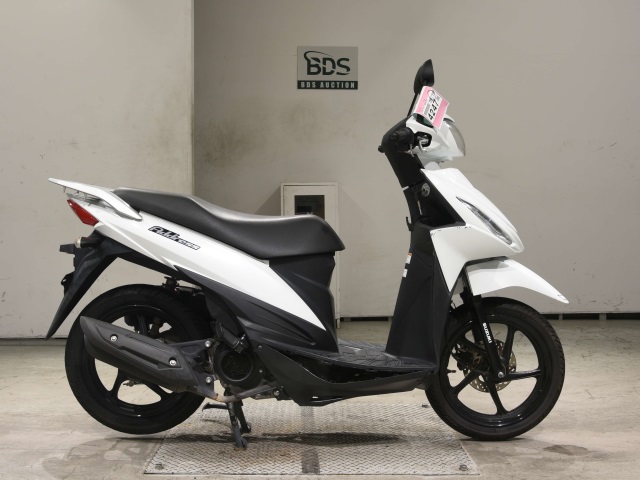 Suzuki ADDRESS V110