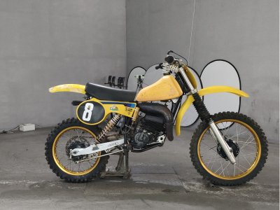 Suzuki RM125